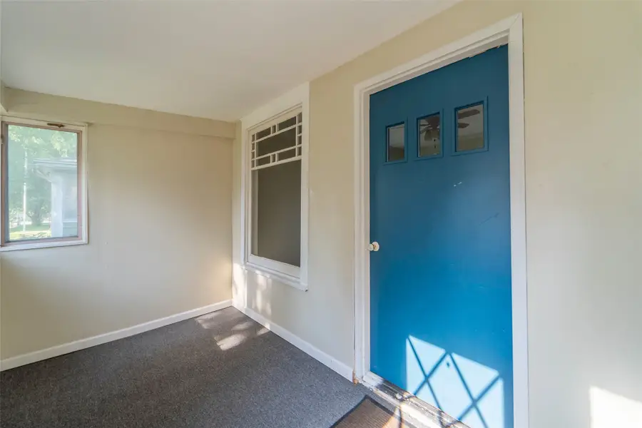 2336 E 13th Street, Des Moines, IA 50316 - Image #3