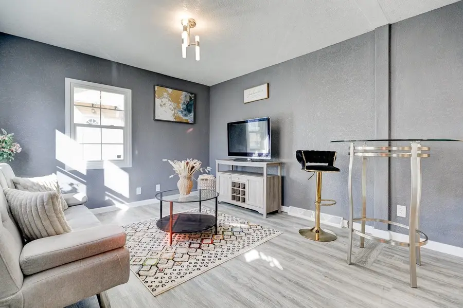 1271 E 36th Street, Des Moines, IA 50317 - Image #3