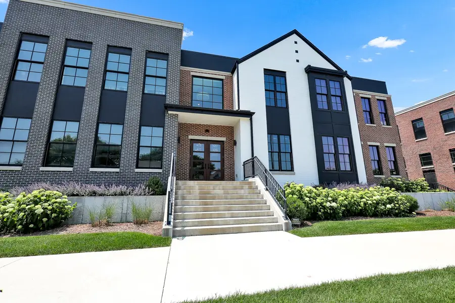 415 Main Street #2B, Pella, IA 50219 - Image #3