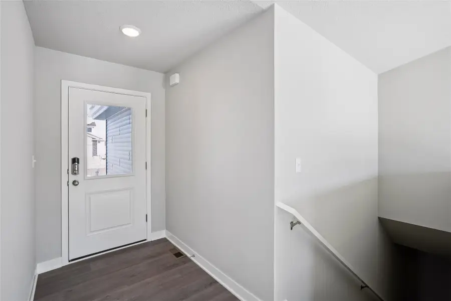 25088 Bluebird Circle, Adel, IA 50003 - Image #2