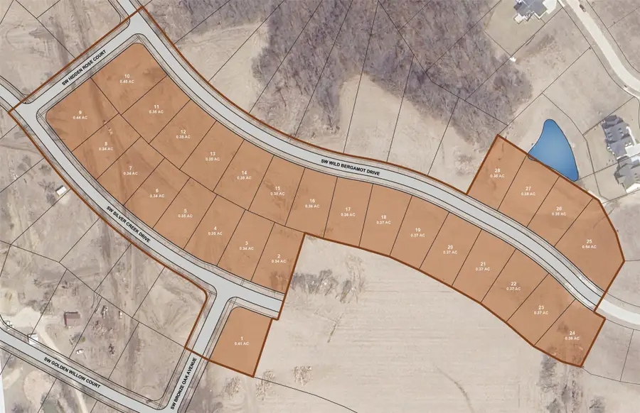 10722 SW Wild Bergamot Drive, West Des Moines, IA 50266 - Image #2