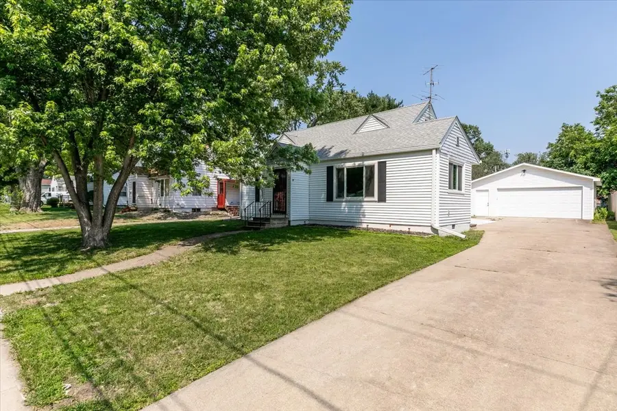 2325 61st Street, Des Moines, IA 50322 - Image #3
