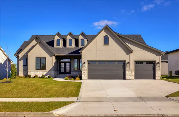4617 Centennial Boulevard, Urbandale, IA 50323