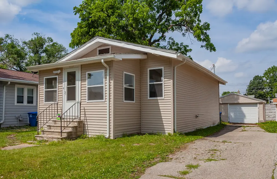 3308 Cambridge Street, Des Moines, IA 50313 - Image #3