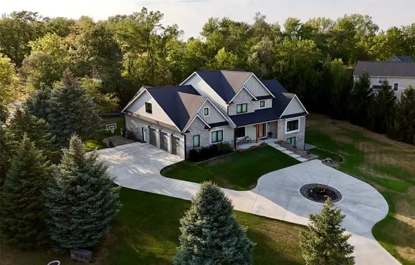 114 Tradition Drive, Polk City, IA 50226