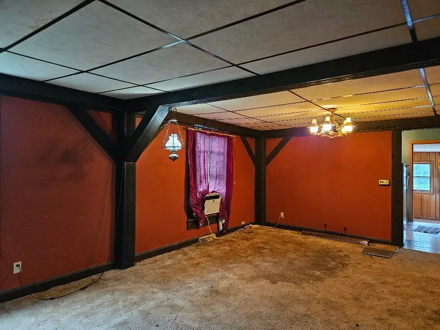 303 S Central Avenue, Allerton, IA 50008 - Image #2