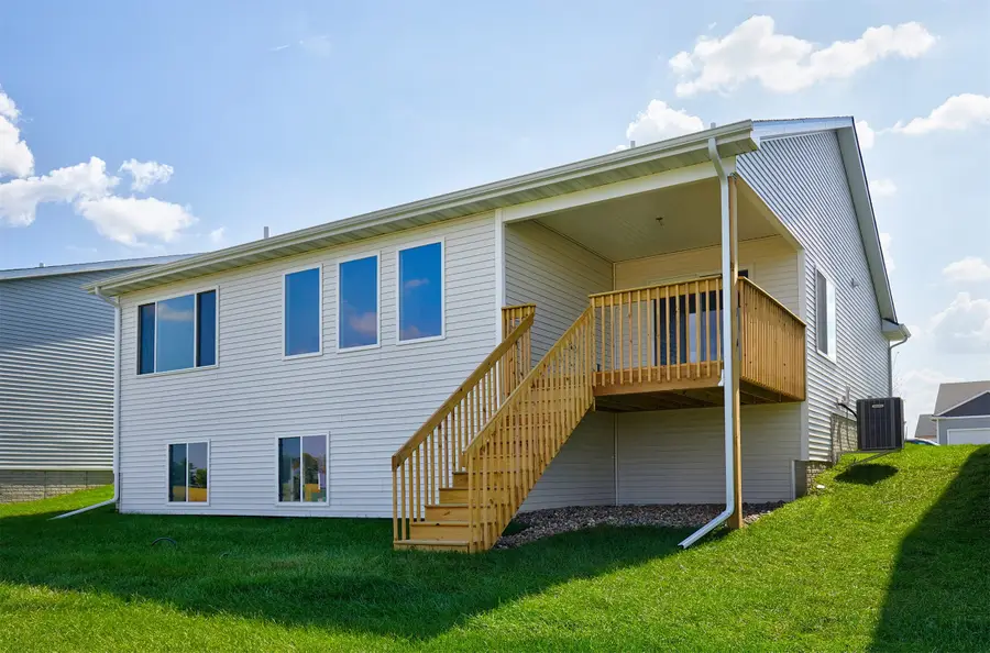 1147 NW Petersen Drive, Waukee, IA 50263 - Image #3