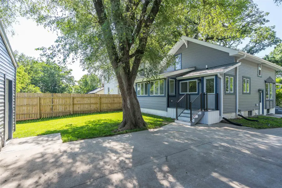 2715 Center Street, Des Moines, IA 50312 - Image #3