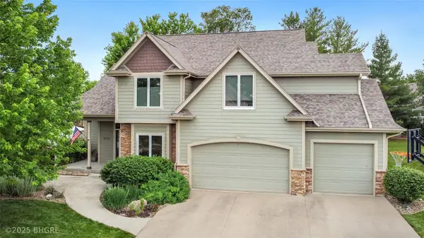 4710 76th Street, Urbandale, IA 50322