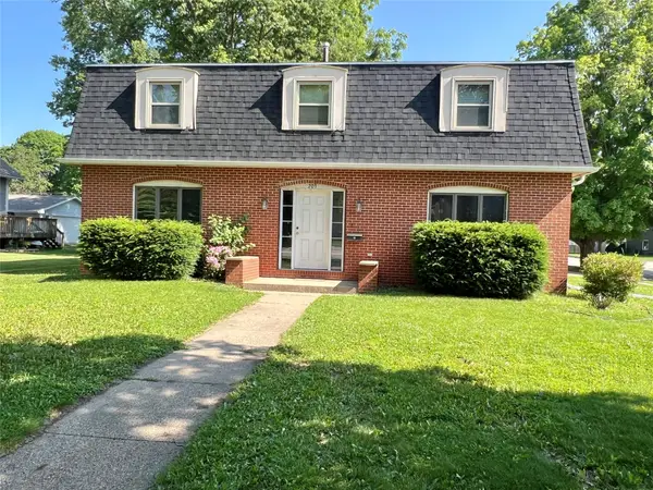 203 W Green Street, Winterset, IA 50273