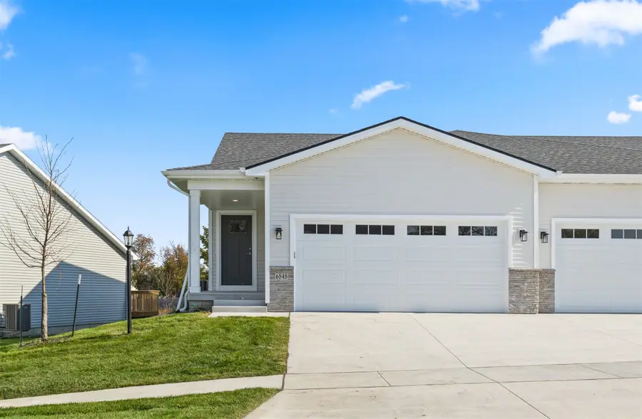 6545 NE 11th Court, Des Moines, IA 50313 - Image #2