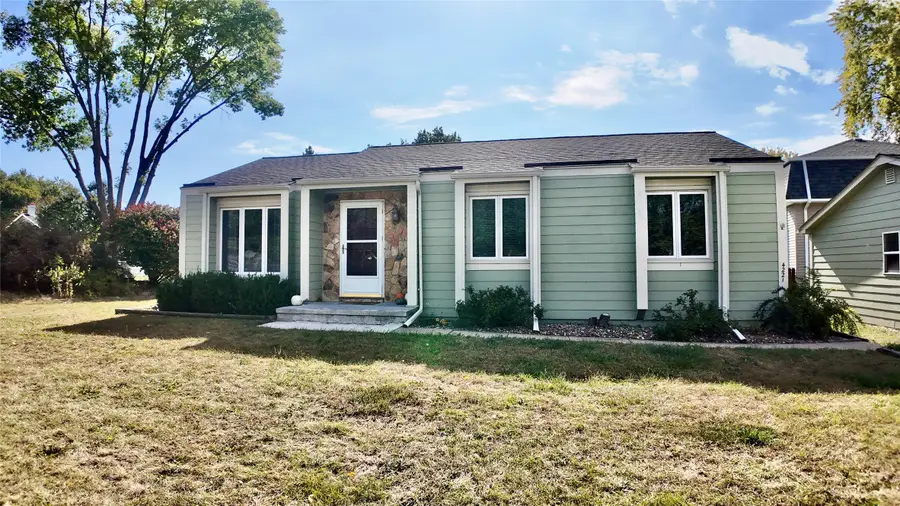 4221 90th Street, Urbandale, IA 50322 - Image #2