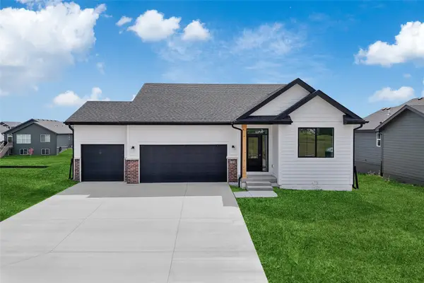 732 31st Court Sw, Altoona, IA 50009