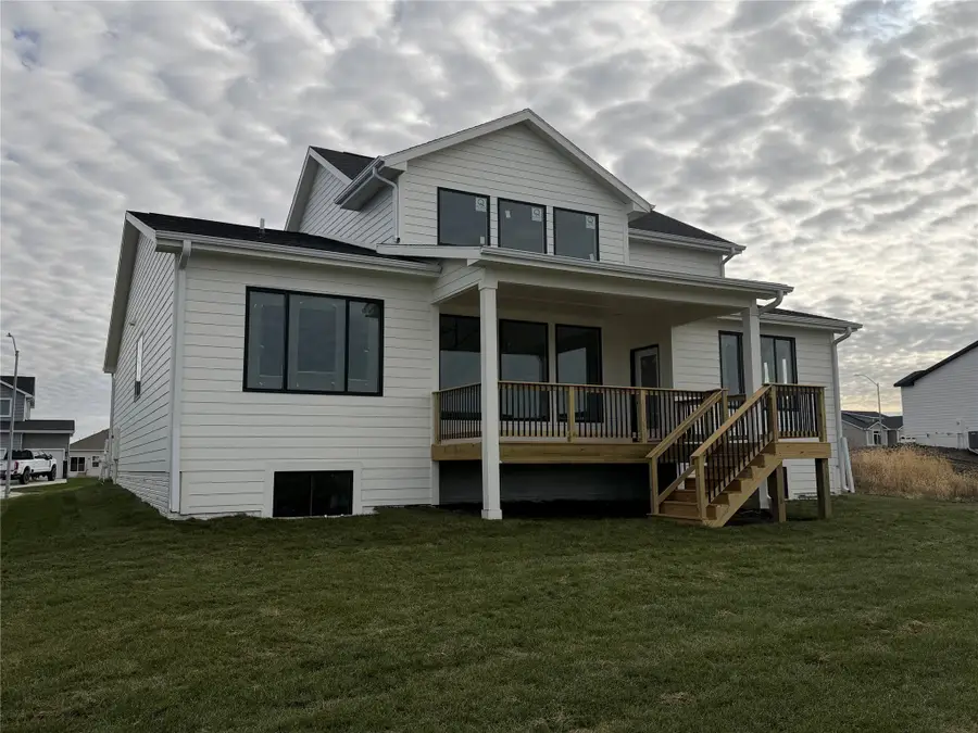 1335 NW Yorktown Drive, Waukee, IA 50263 - Image #3