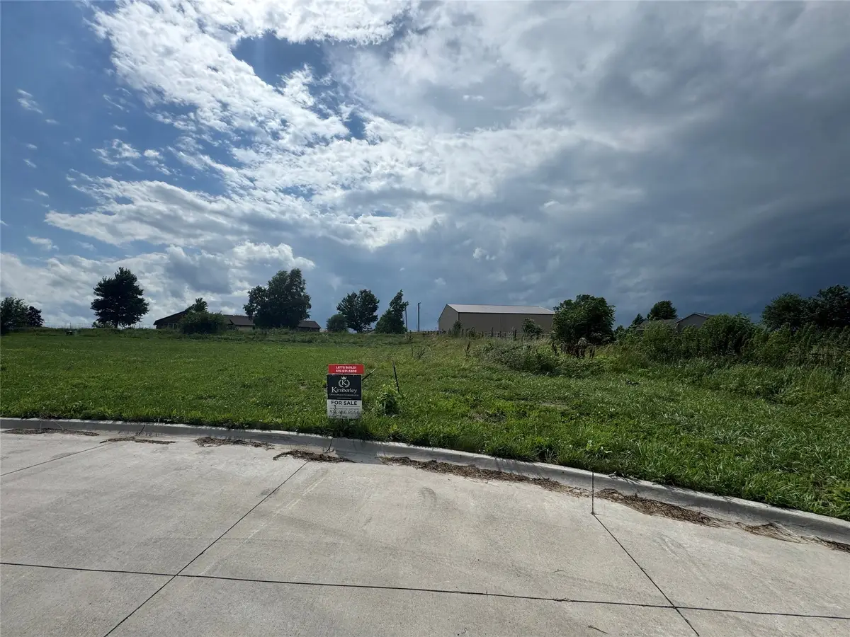 436 15th Avenue Se, Altoona, IA 50009 - Image #1