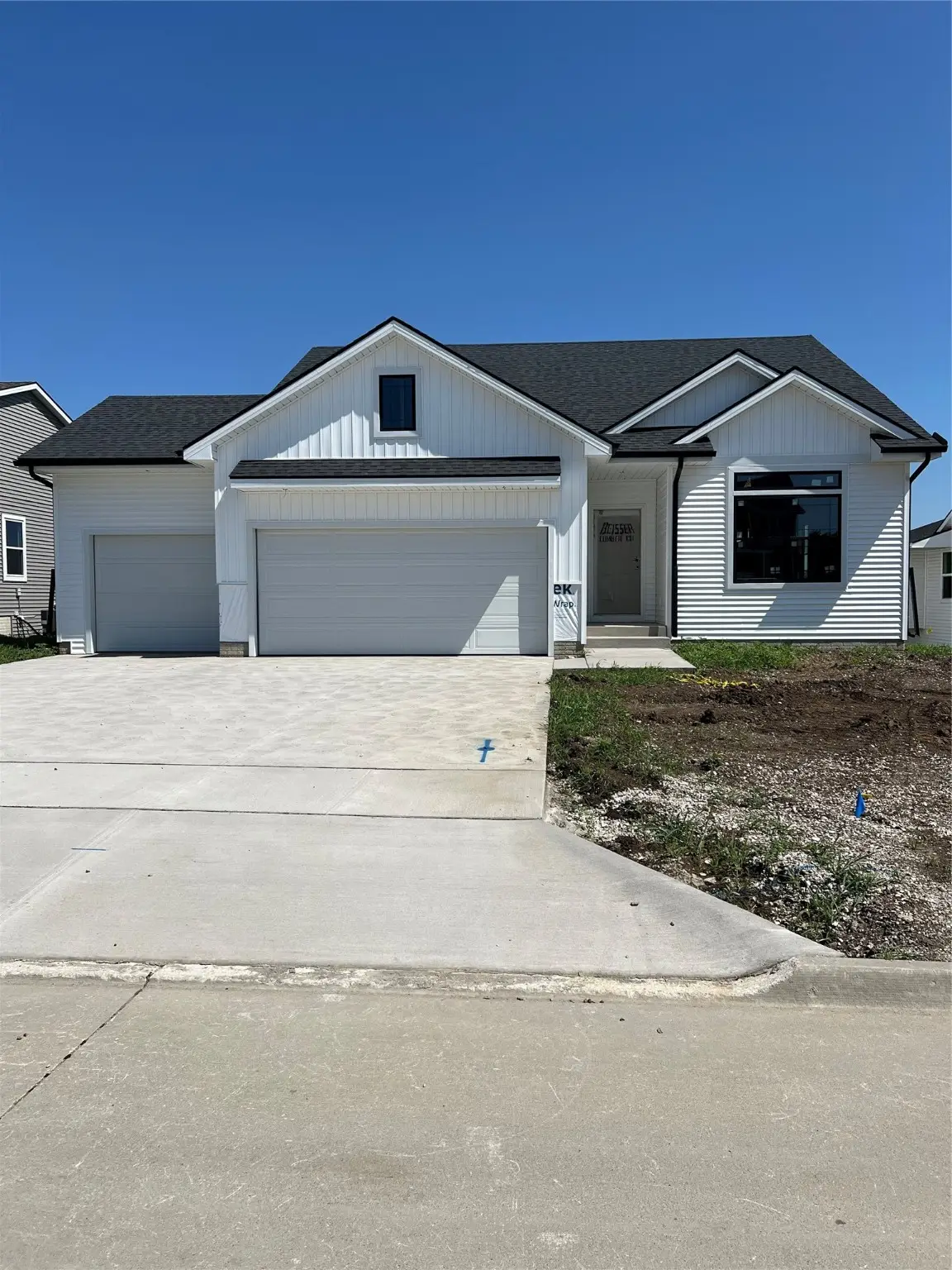 154 Crossroads Drive, Des Moines, IA 50320 - Image #1