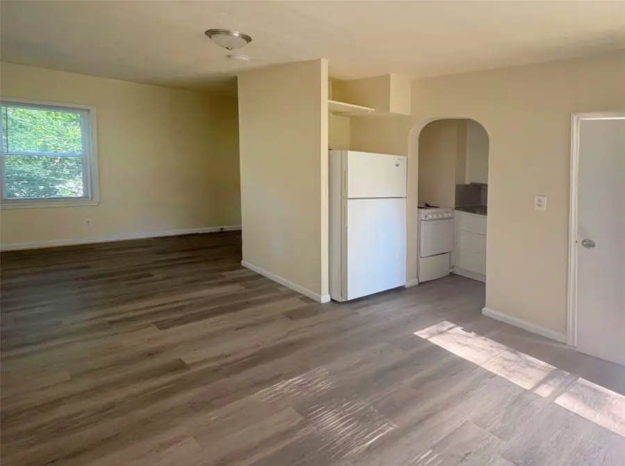 2826 Oxford Street, Des Moines, IA 50313 - Image #3