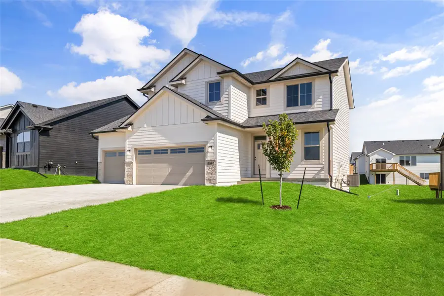 2595 SE Florence Drive, Waukee, IA 50263 - Image #2