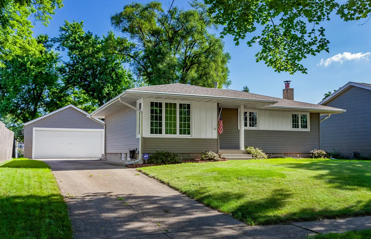 1022 Trisha Avenue, Des Moines, IA 50313 - Image #1