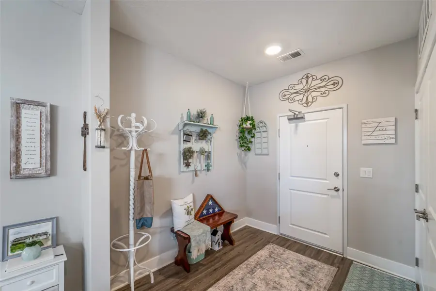 9065 Bishop Drive #314, West Des Moines, IA 50266 - Image #3