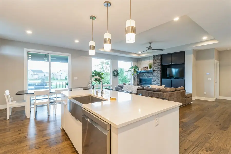 905 NE Badger Lane, Waukee, IA 50263 - Image #3