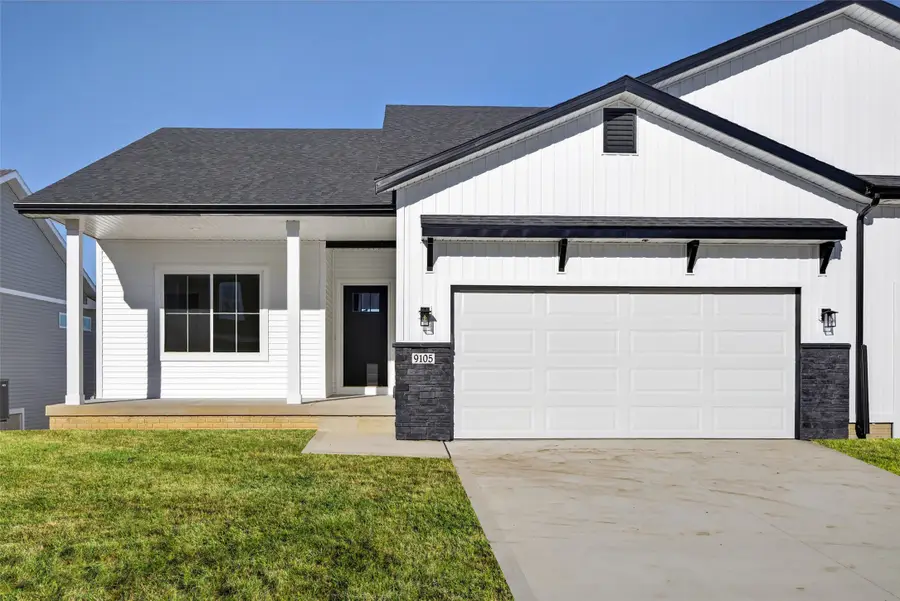 9105 Robinson Drive, West Des Moines, IA 50266 - Image #2