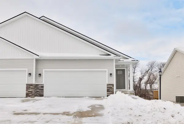 6562 NE 11th Court, Des Moines, IA 50313