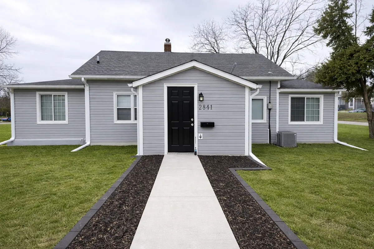 2841 Des Moines Street, Des Moines, IA 50317 - Image #1