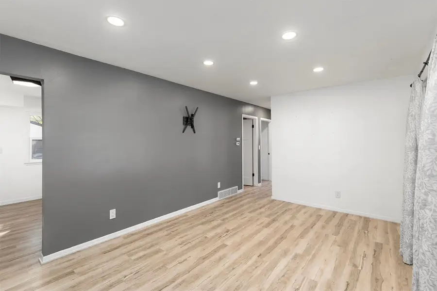 2405 Williams Street, Des Moines, IA 50317 - Image #3