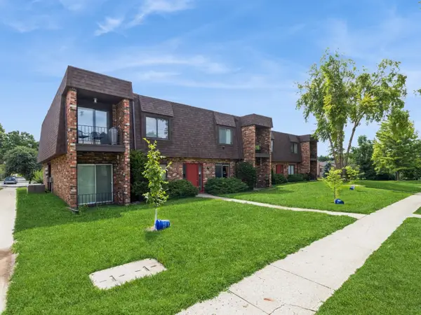 4609 Woodland Avenue #5, West Des Moines, IA 50266