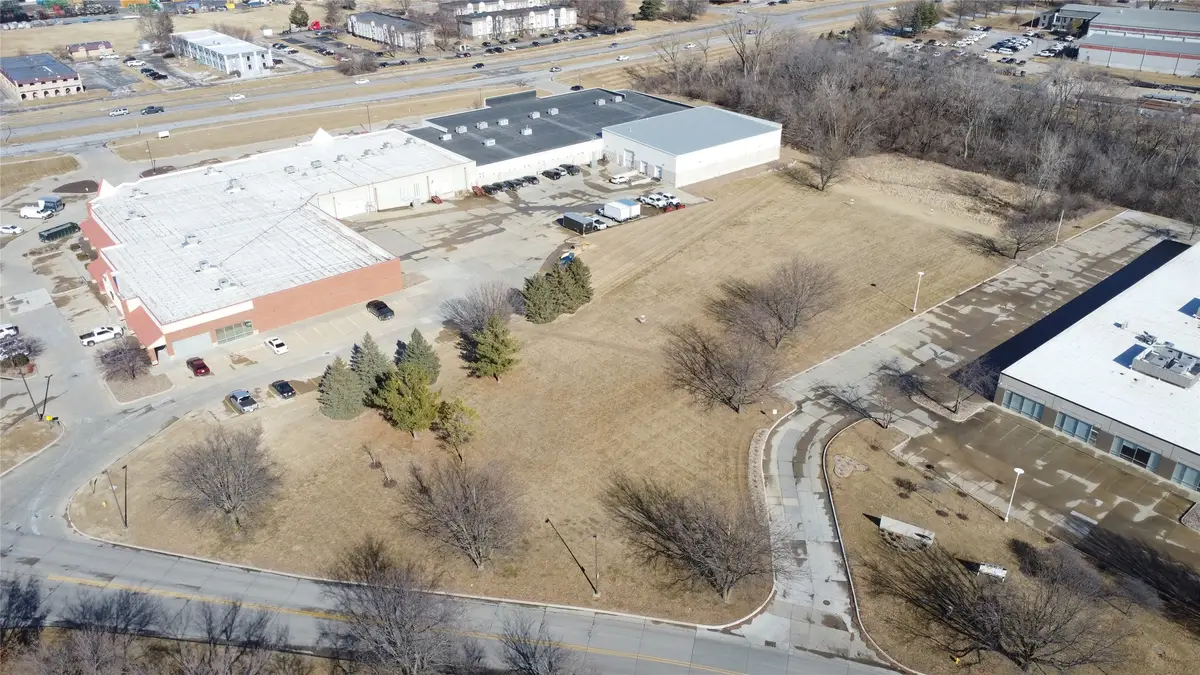 00 109th Street, Urbandale, IA 50322 - Image #1