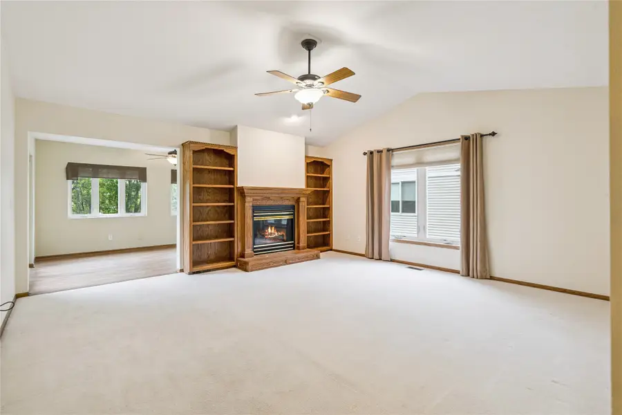 1204 SE Mallard Creek Drive, Ankeny, IA 50021 - Image #2