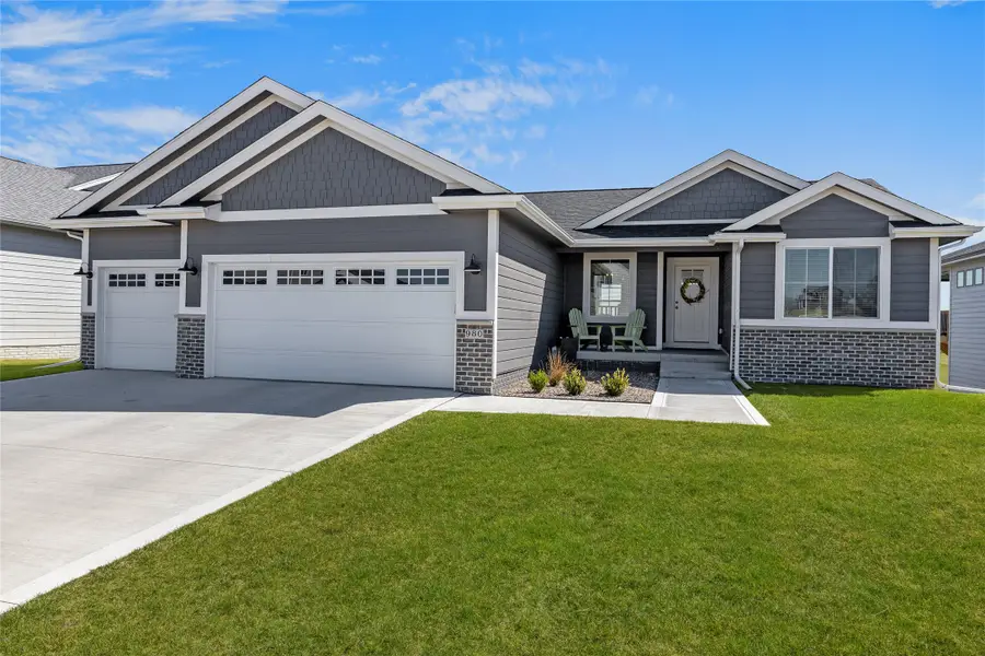 980 Daybreak Drive, Waukee, IA 50263 - Image #2