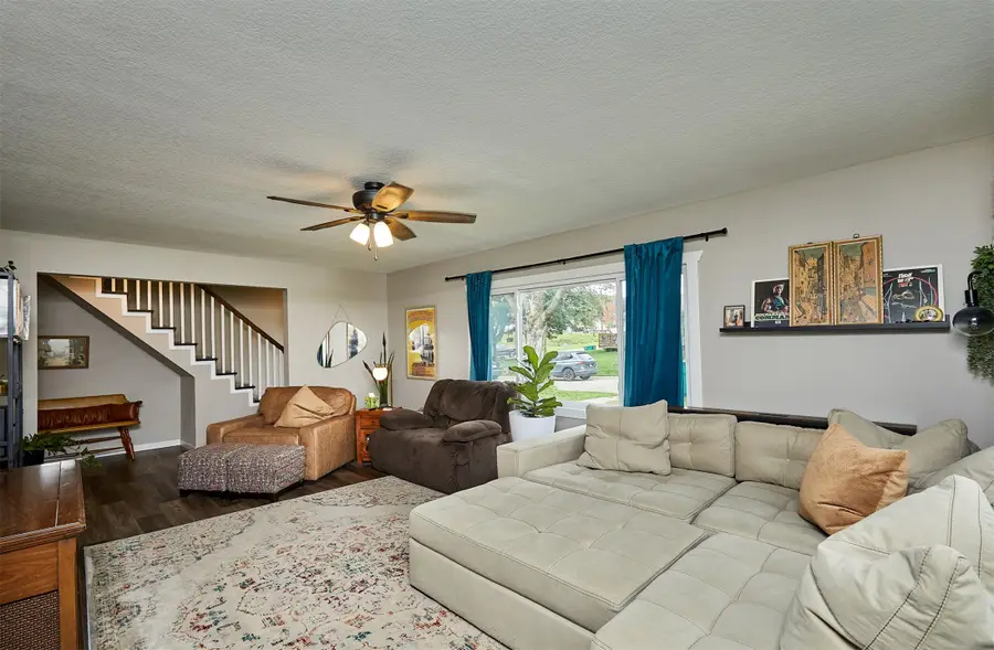 66 E High Street, Winterset, IA 50273 - Image #2