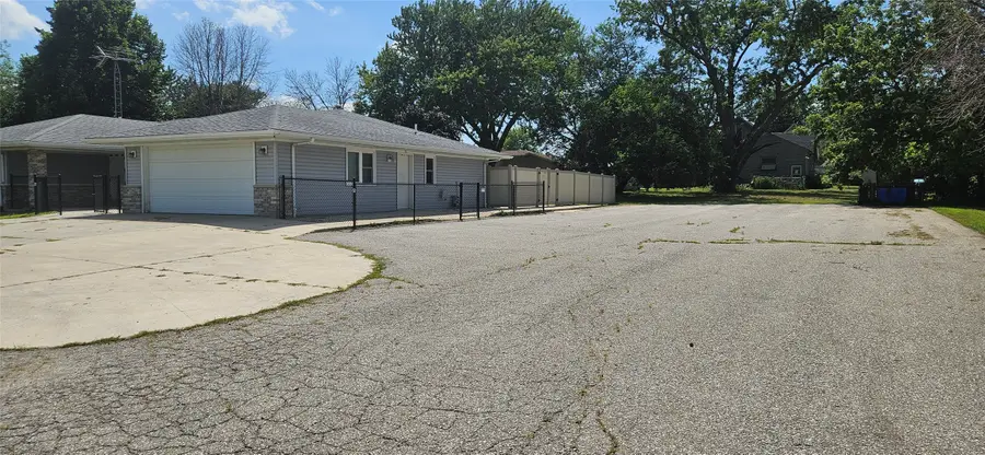 1000 1st Street Se, Clarion, IA 50525 - Image #2