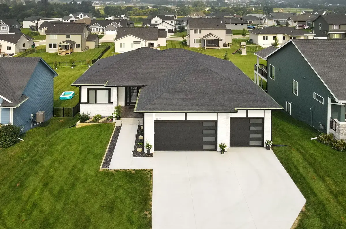 5519 164th Street, Urbandale, IA 50323 - #1