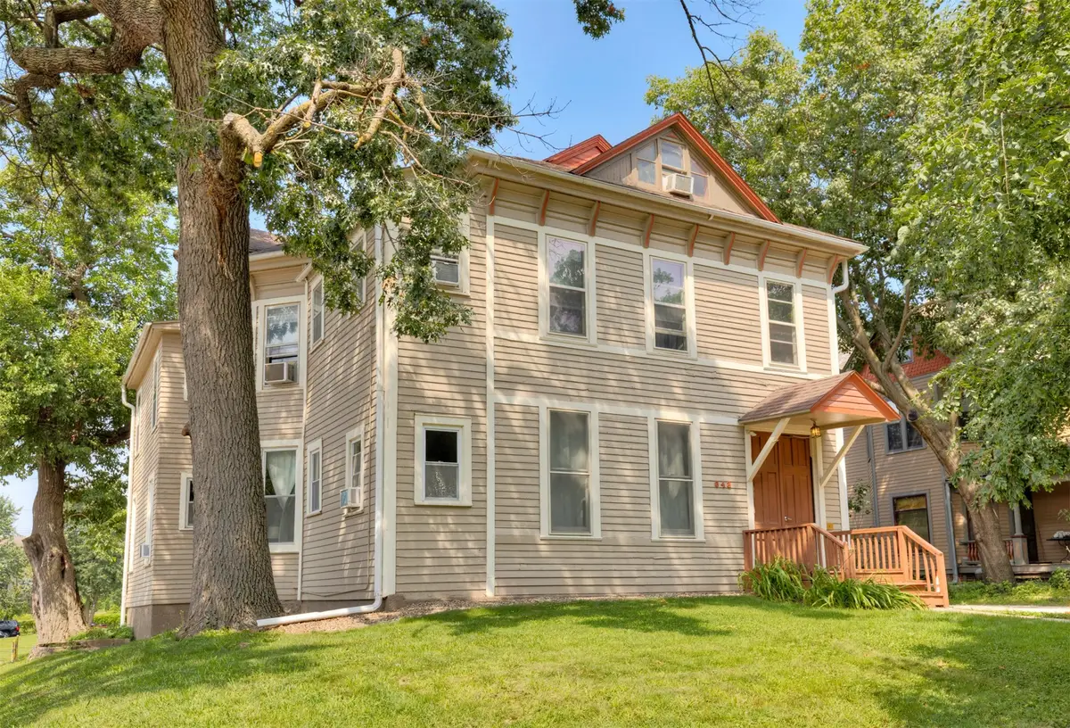 648 19th Street, Des Moines, IA 50314 - #1