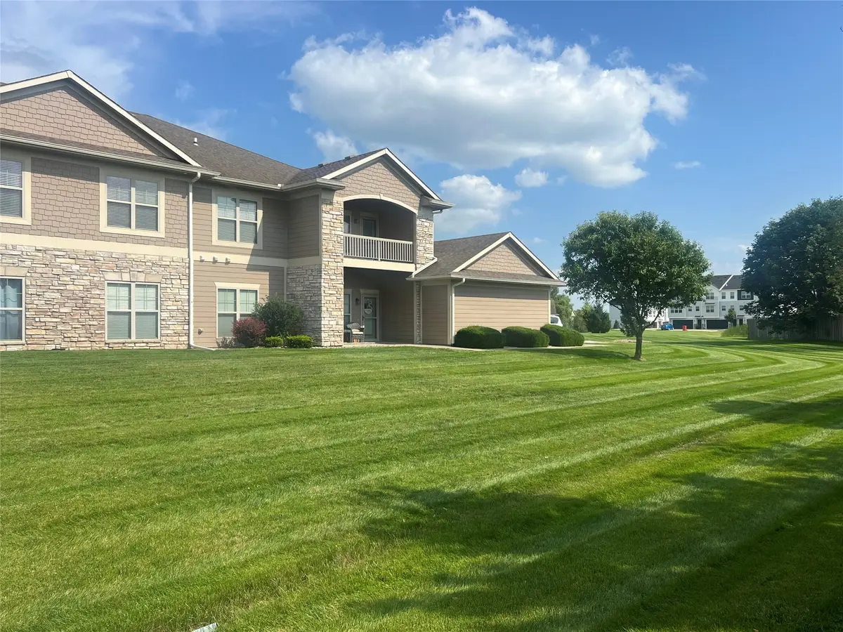 2602 NE Oak Drive #6, Ankeny, IA 50021 - Image #1