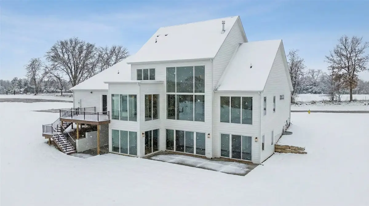 550 Harvest Road, Pella, IA 50219 - Image #1