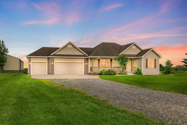 35796 M Avenue, Earlham, IA 50069