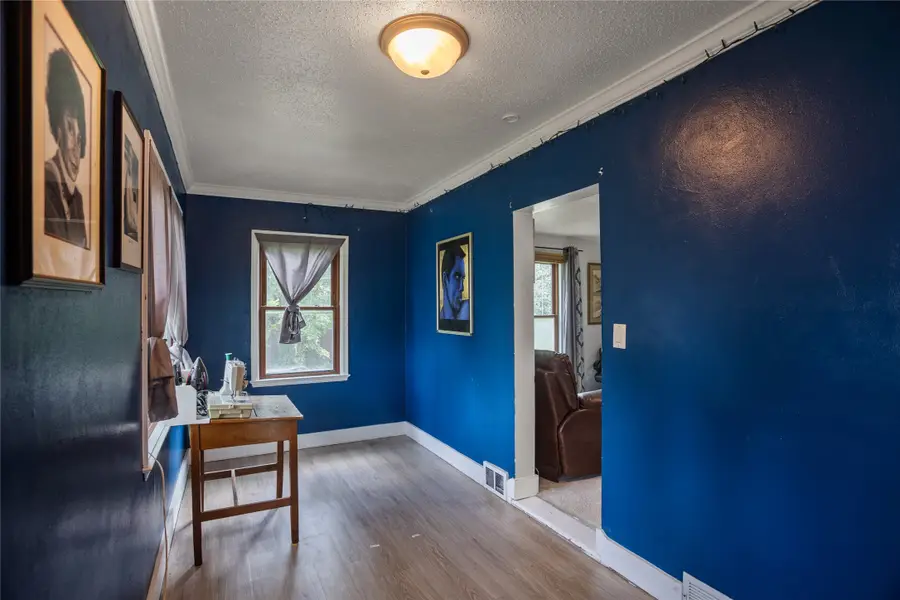 4108 SW 12th Street, Des Moines, IA 50315 - #3