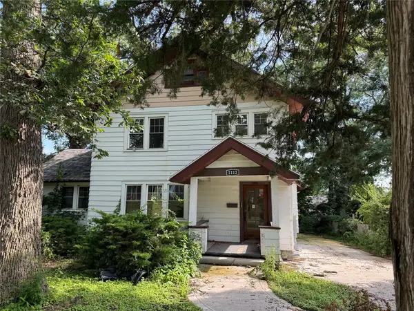 1112 Oak Park Avenue, Des Moines, IA 50313