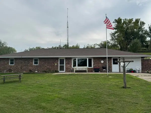 6657 E 78th Street S, Newton, IA 50208