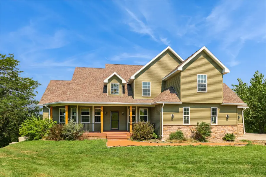 7501 Onyx Trail, Indianola, IA 50125 - Image #2