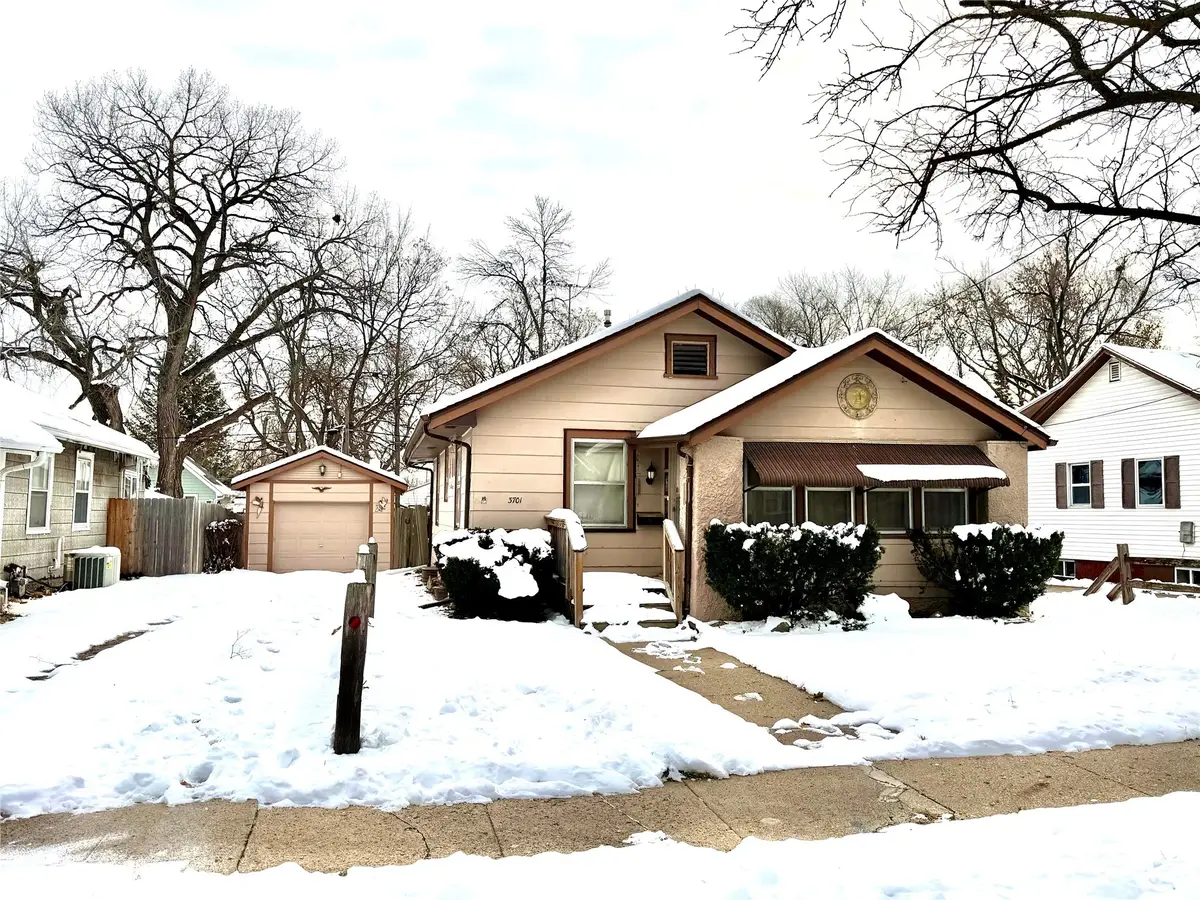 3701 Amherst Street, Des Moines, IA 50313 - Image #1