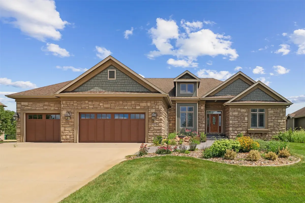 2813 NE Seneca Drive, Ankeny, IA 50021 - Image #1