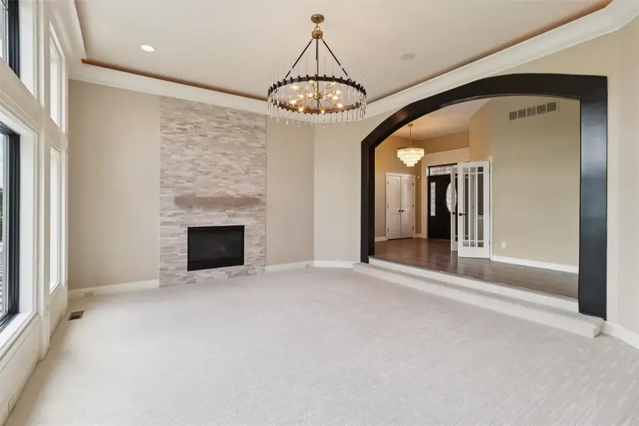 2813 NE Seneca Drive, Ankeny, IA 50021 - Image #2