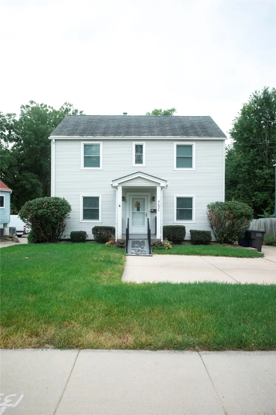 4020 Douglas Avenue, Des Moines, IA 50310 - Image #2
