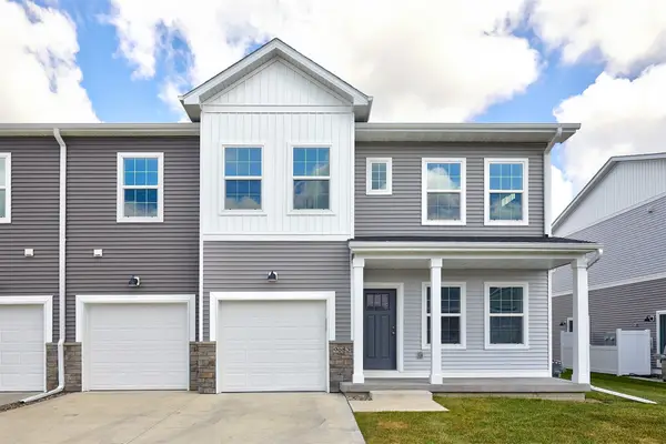 9683 Crestview Drive, West Des Moines, IA 50266