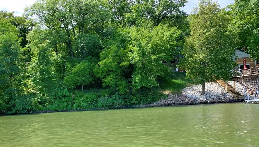 8362 Lakeshore Drive, Dexter, IA 50070 - Image #3